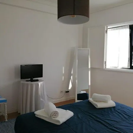 Falconer Apartment *